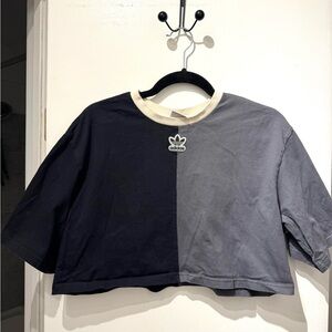 Adidas Oversized Cropped Shirt